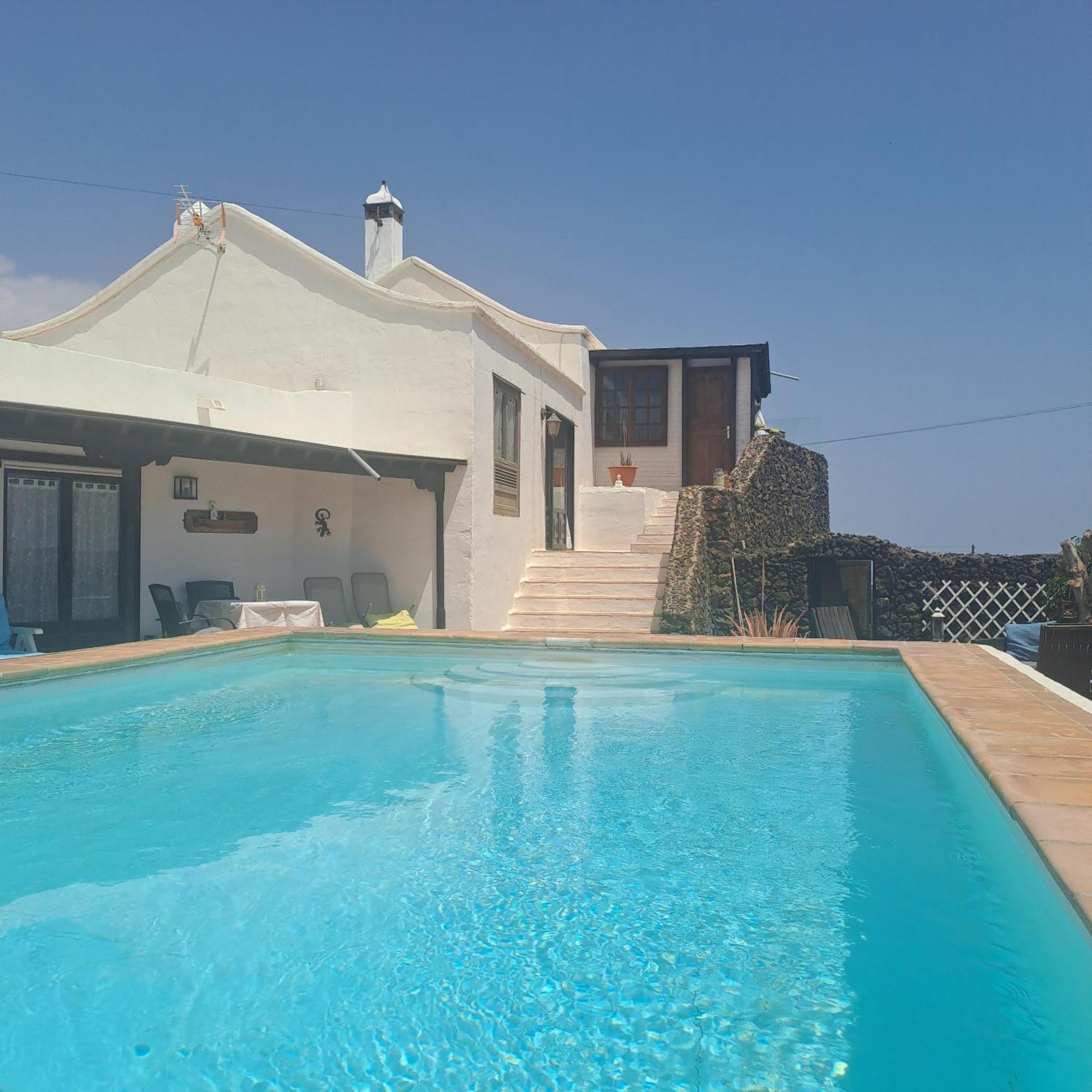 Tipica Lanzarote House Only Adults Acomodação com café da manhã Tías Exterior foto